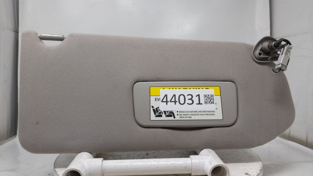 2001-2003 Acura Cl Sun Visor Shade Replacement Passenger Right Mirror Fits Fits 2001 2002 2003 OEM Used Auto Parts - Oemused