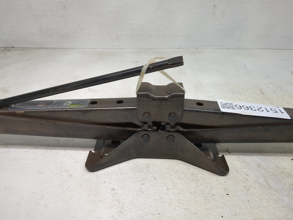 2003 Acura Mdx Spare Scissor Car Jack - Oemusedautoparts1.com