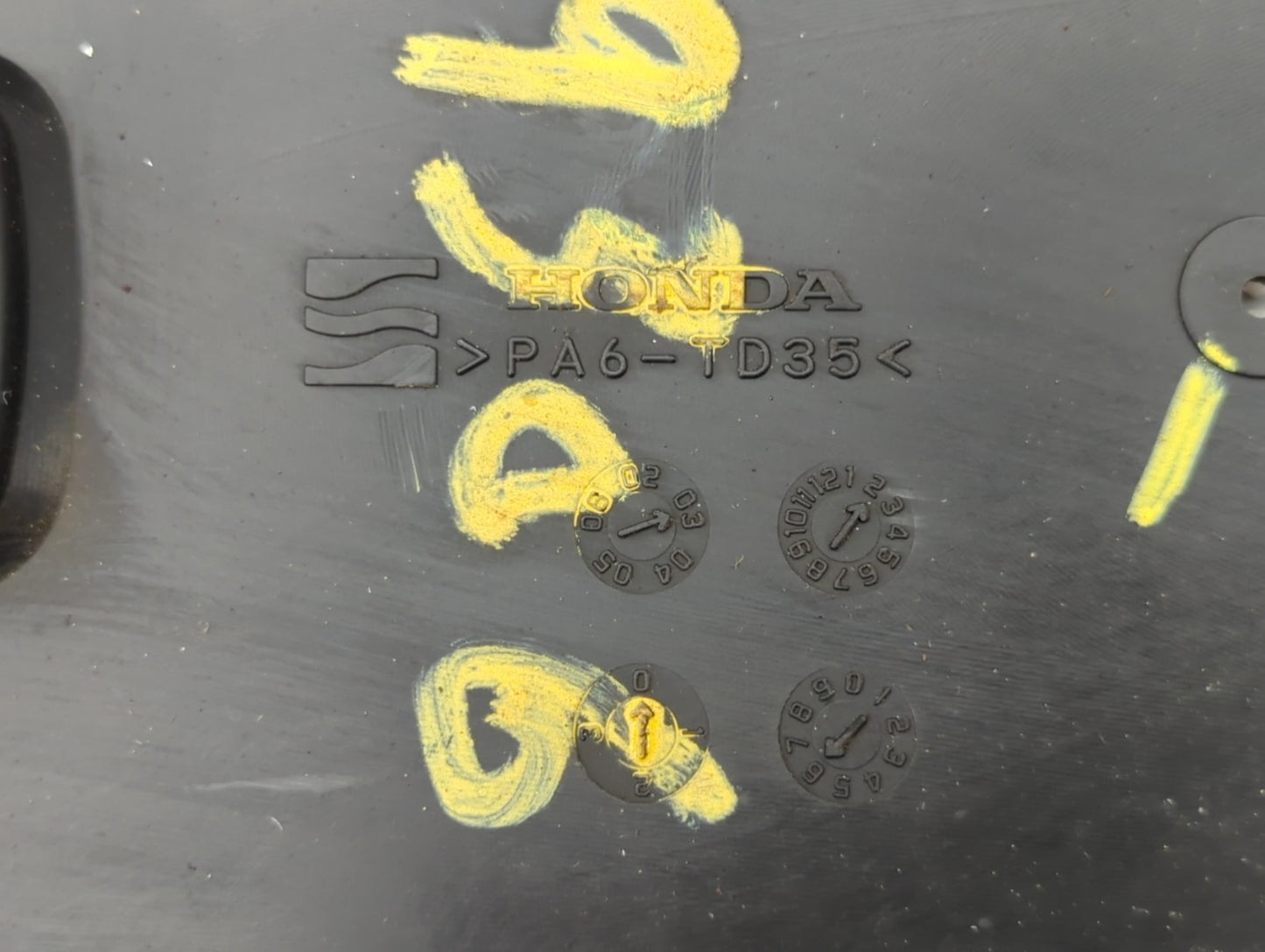 2003 Acura Mdx Engine Cover - Oemusedautoparts1.com