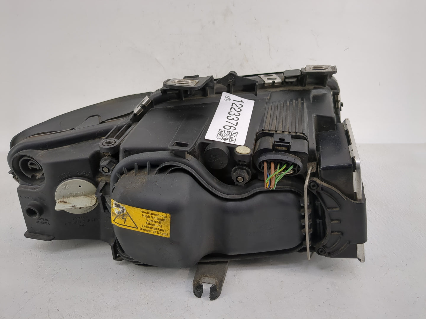 2003-2003 Audi A4 Driver Left Oem Head Light Headlight Lamp - Oemusedautoparts1.com