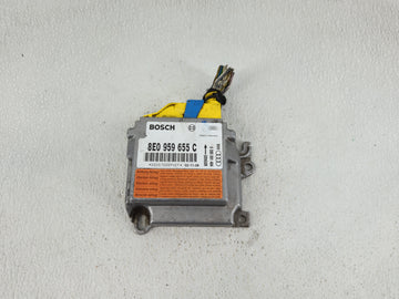 2002-2004 Audi A4 Chassis Control Module Ccm Bcm Body Control - Oemusedautoparts1.com