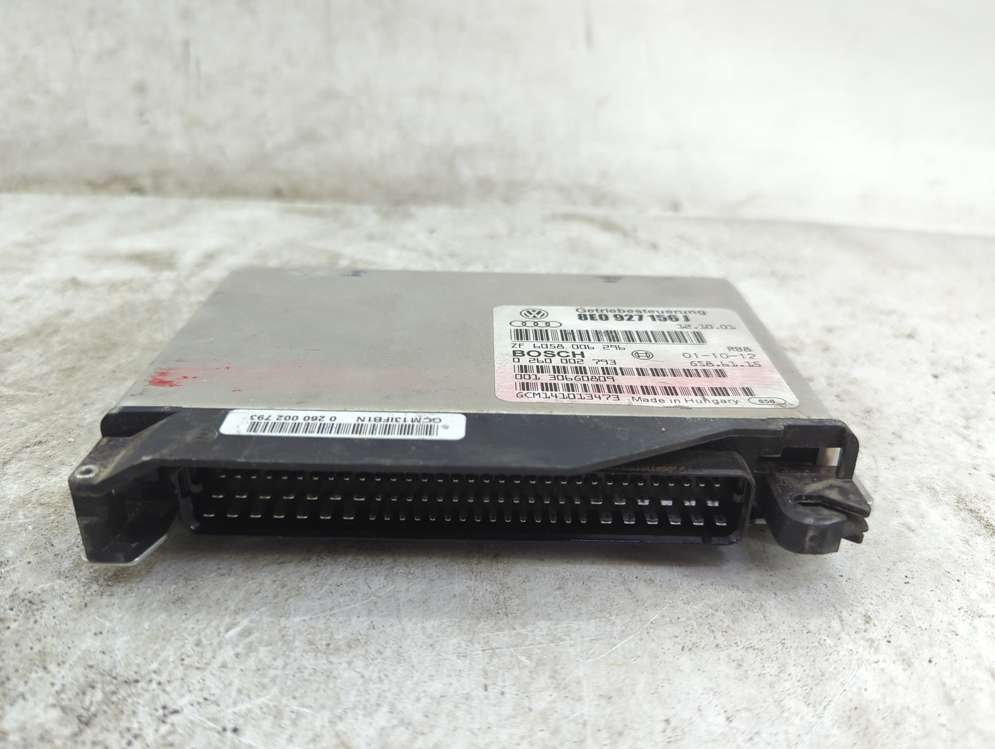 2002-2003 Audi A4 PCM Engine Control Computer ECU ECM PCU OEM P/N:8E0 927 156 J Fits Fits 2002 2003 OEM Used Auto Parts - Oe
