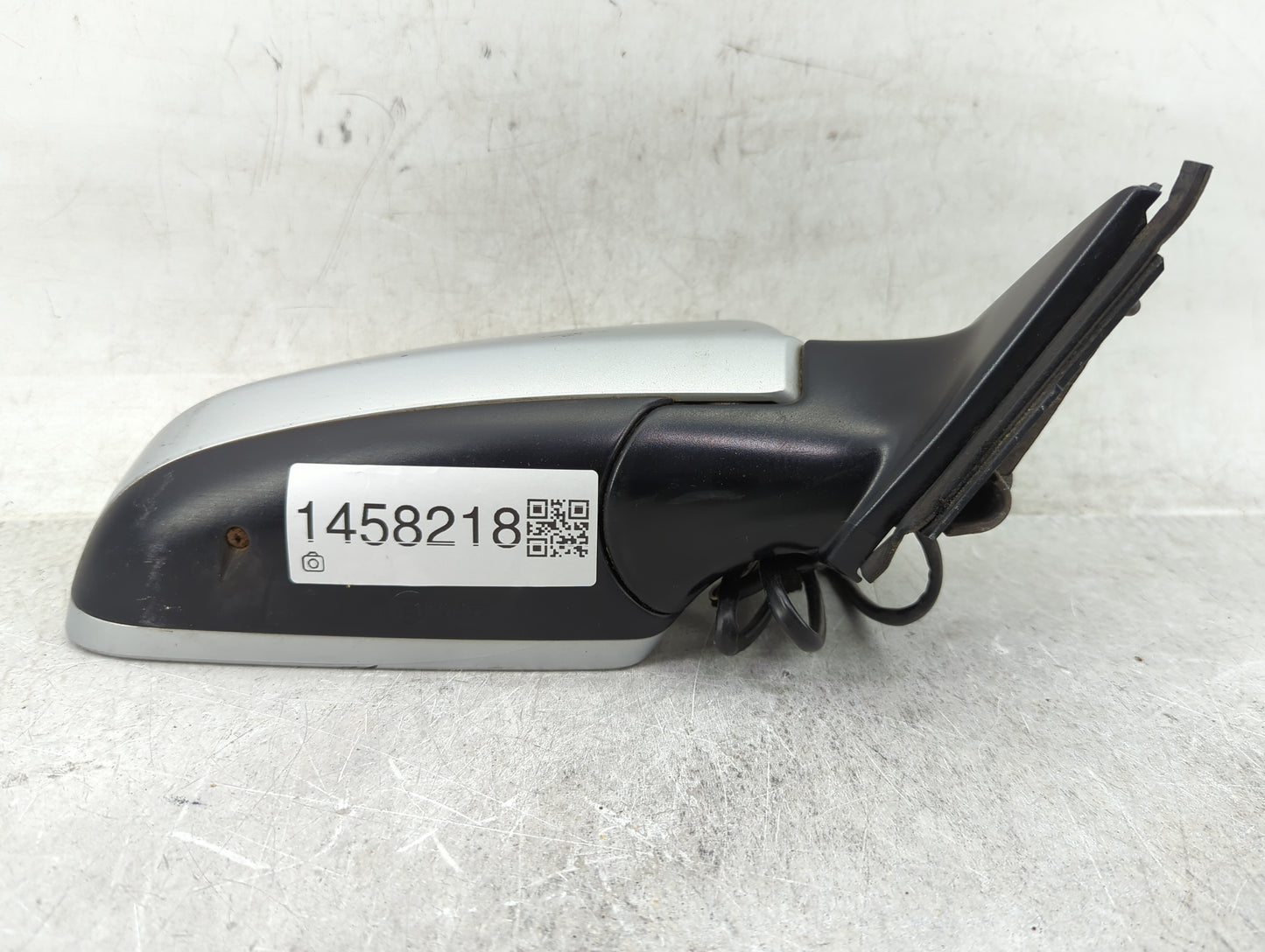 2002-2008 Audi A4 Passenger Side View Mirror - Right Door Mirror OEM Used - Oemusedautoparts1.com
