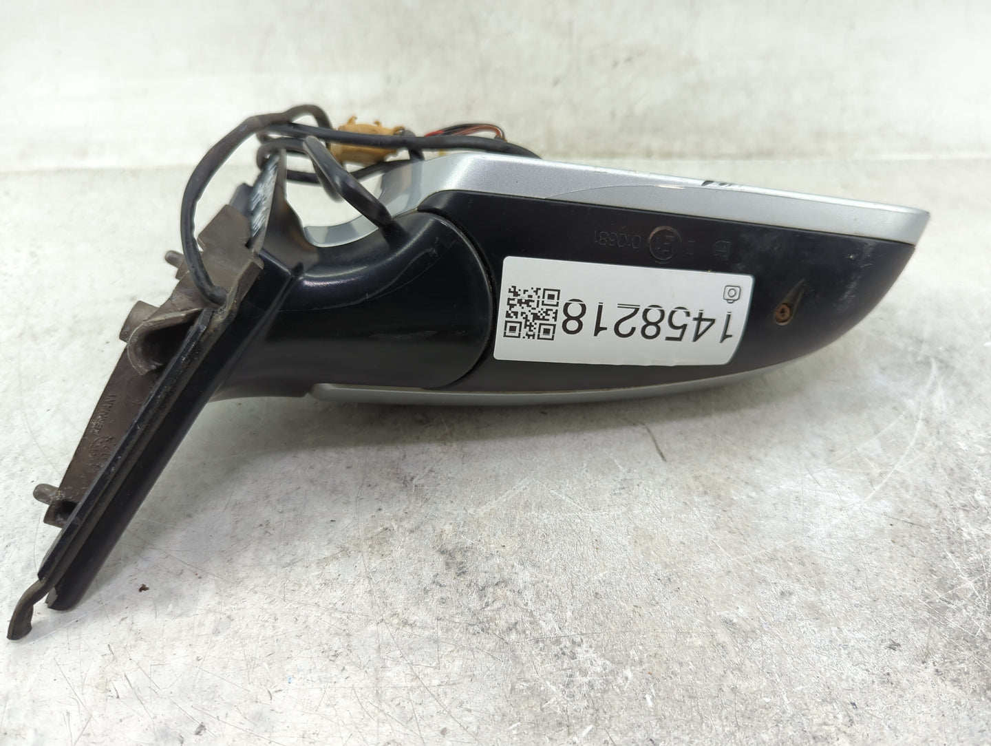 2002-2008 Audi A4 Passenger Side View Mirror - Right Door Mirror OEM Used - Oemusedautoparts1.com