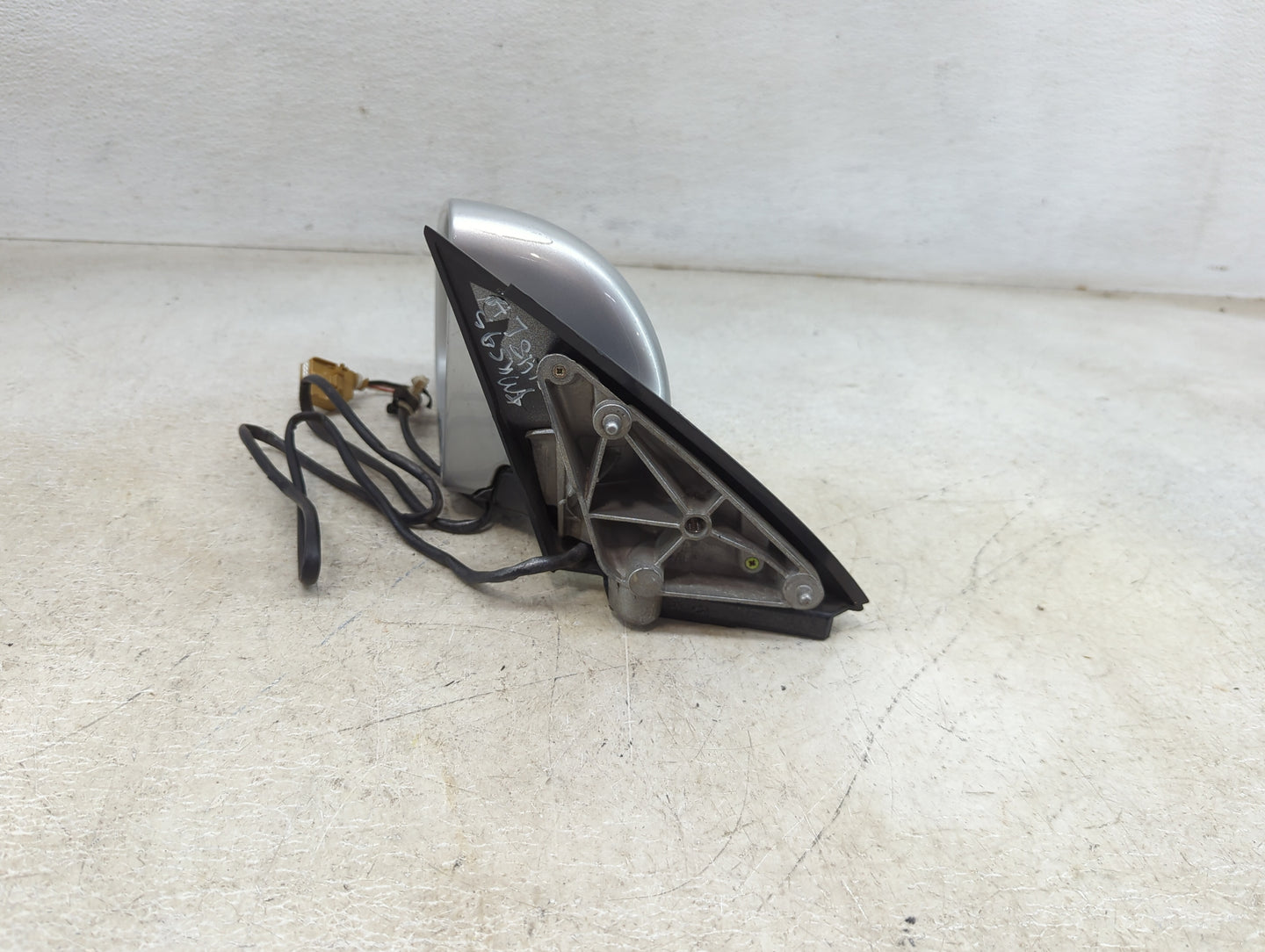 2002-2008 Audi A4 Driver Side View Mirror - Left Door Mirror OEM Used - Oemusedautoparts1.com