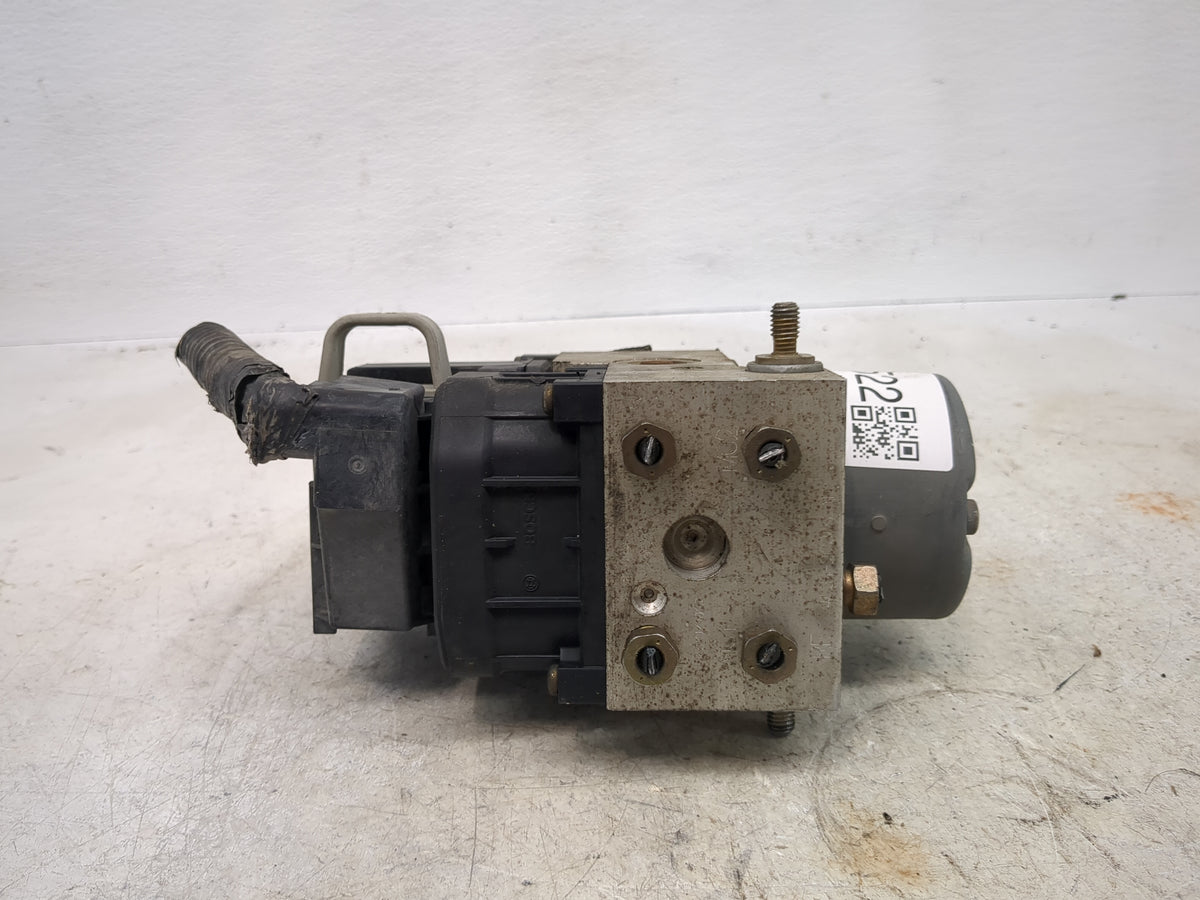 2003 Audi A4 Anti-Lock Brake ABS Pump Module Actuator OEM Fits OEM Used Auto Parts - Oemusedautoparts1.com