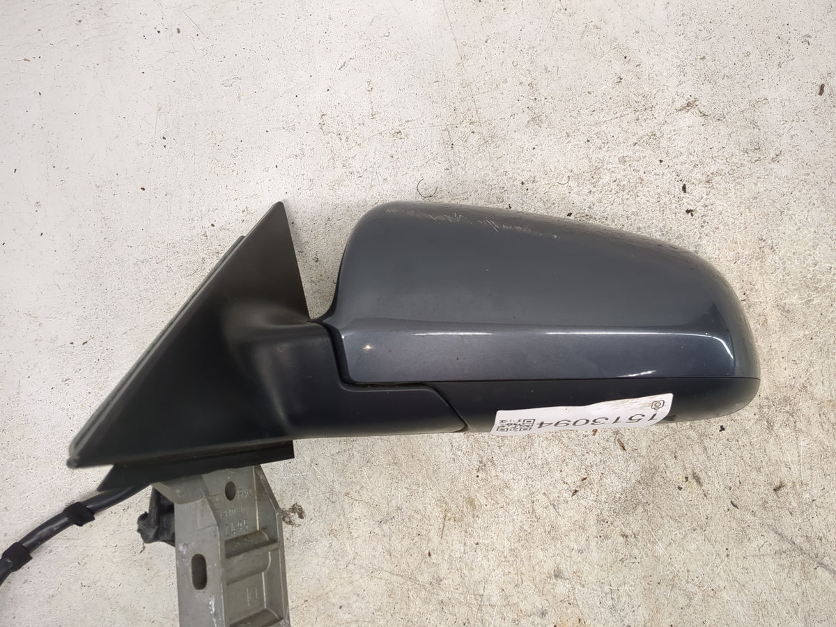 2003-2005 Audi A4 Driver Side View Mirror - Left Door Mirror OEM Used - Oemusedautoparts1.com
