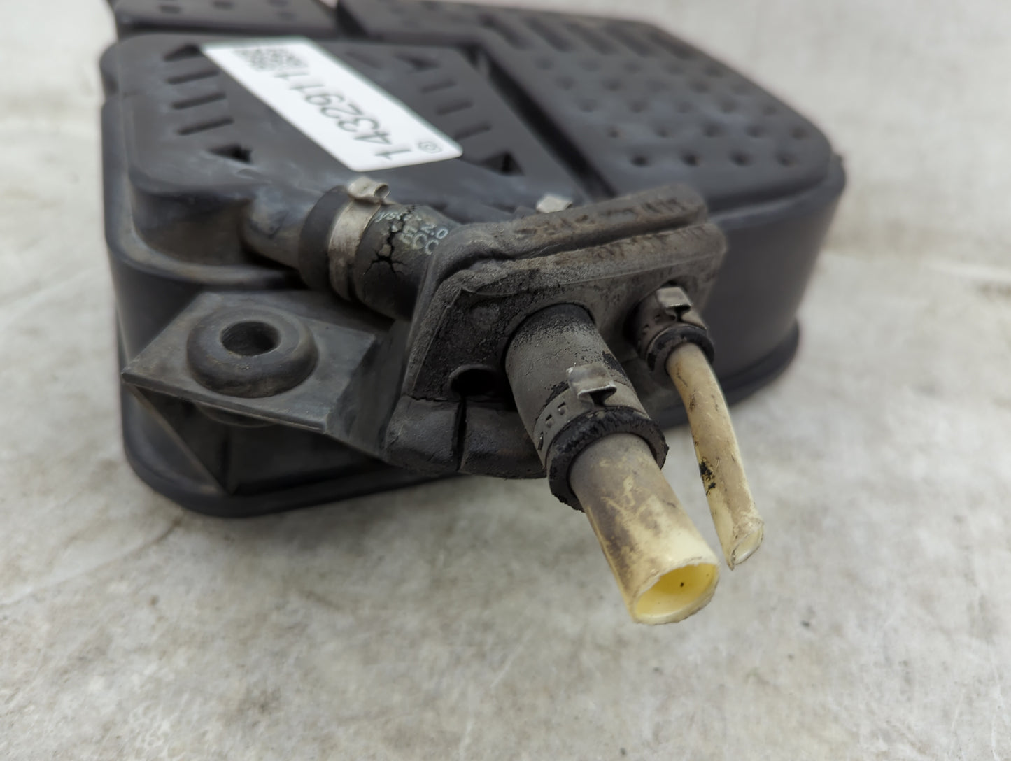 2003 Audi Tt Fuel Vapor Charcoal Canister - Oemusedautoparts1.com