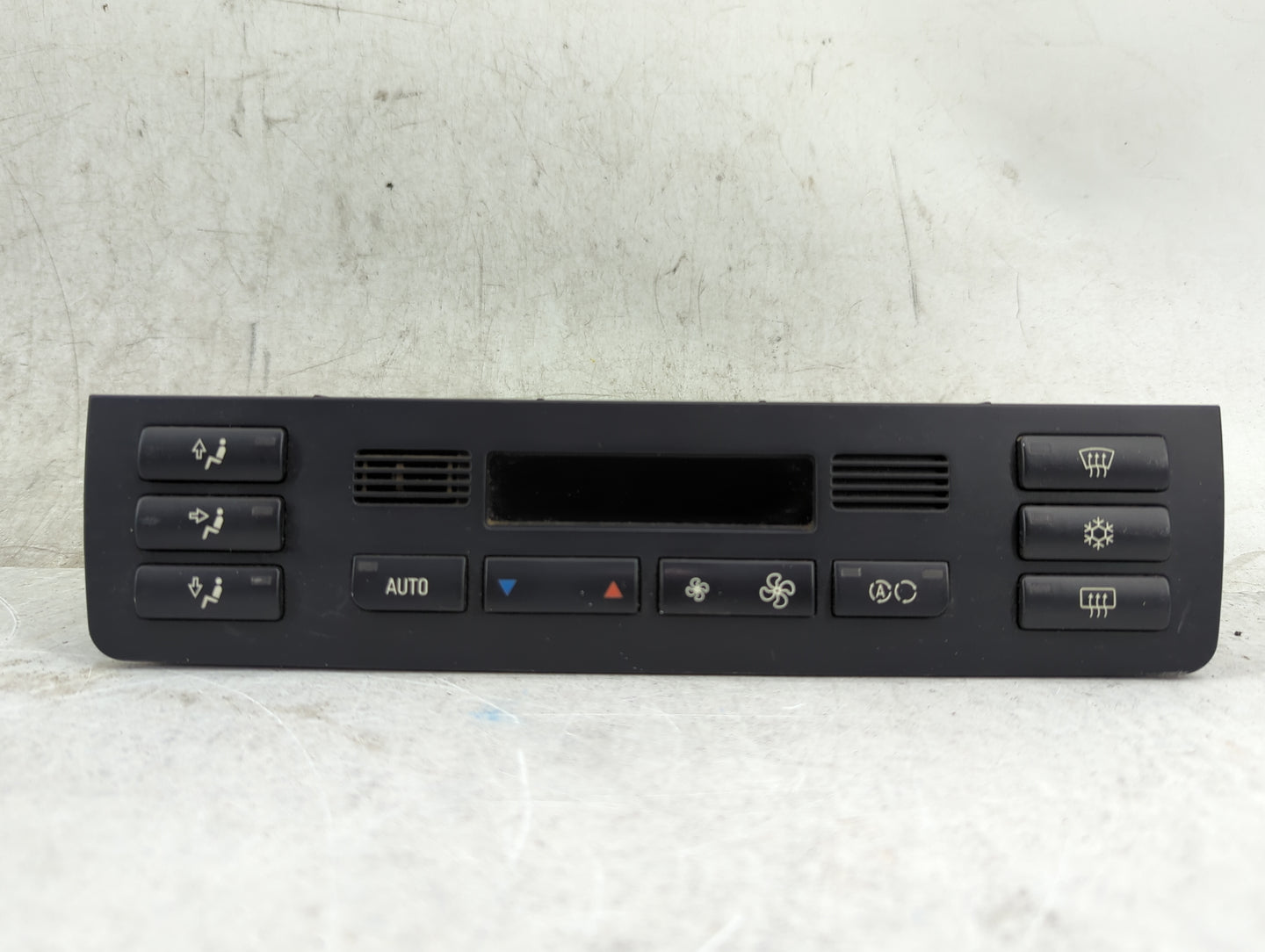 2003 Bmw 325ci Climate Control Module Temperature AC/Heater Replacement P/N:64116931602 5HB007738-27 Fits OEM Used Auto Part