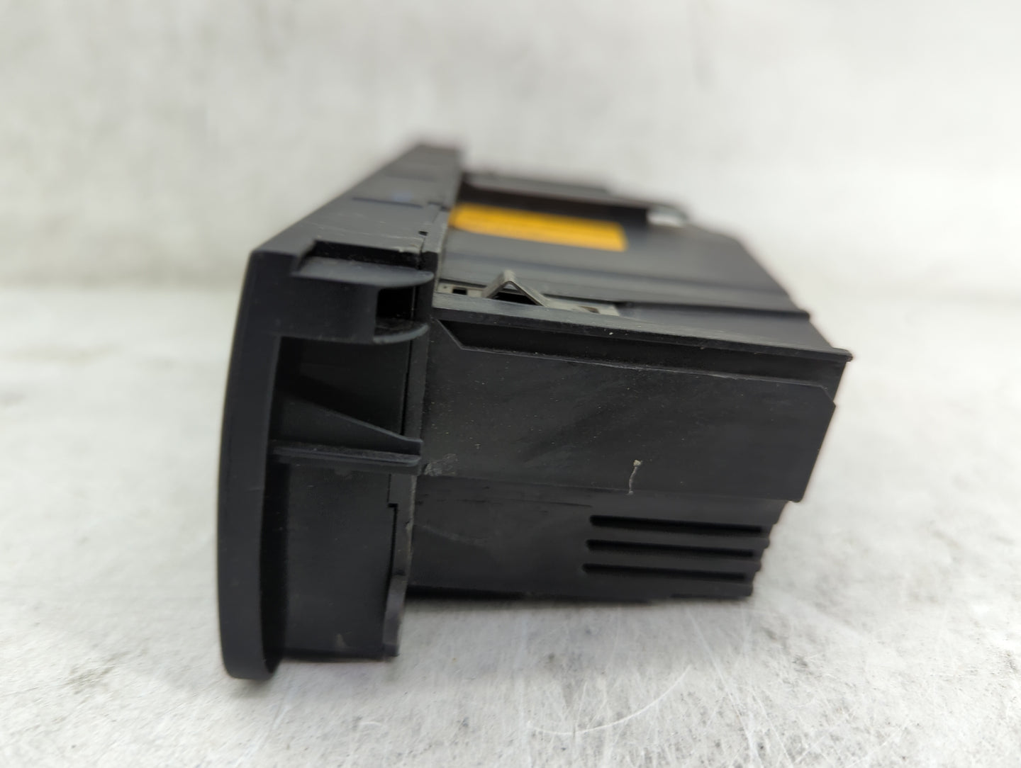 2003 Bmw 325ci Climate Control Module Temperature AC/Heater Replacement P/N:64116931602 5HB007738-27 Fits OEM Used Auto Part