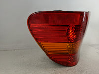2002-2005 Bmw 325i Tail Light Assembly Passenger Right OEM P/N:6 907 934 Fits Fits 2002 2003 2004 2005 OEM Used Auto Parts -