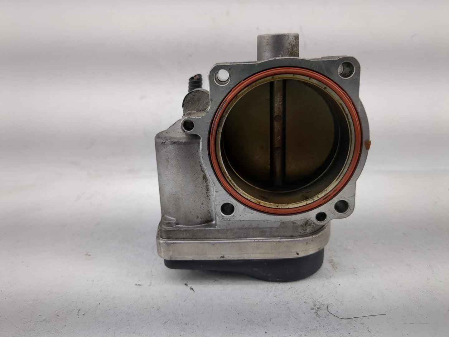 2002-2005 Bmw 325i Throttle Body P/N:1354 7 515 196-04 Fits Fits 2002 2003 2004 2005 OEM Used Auto Parts - Oemusedautoparts1