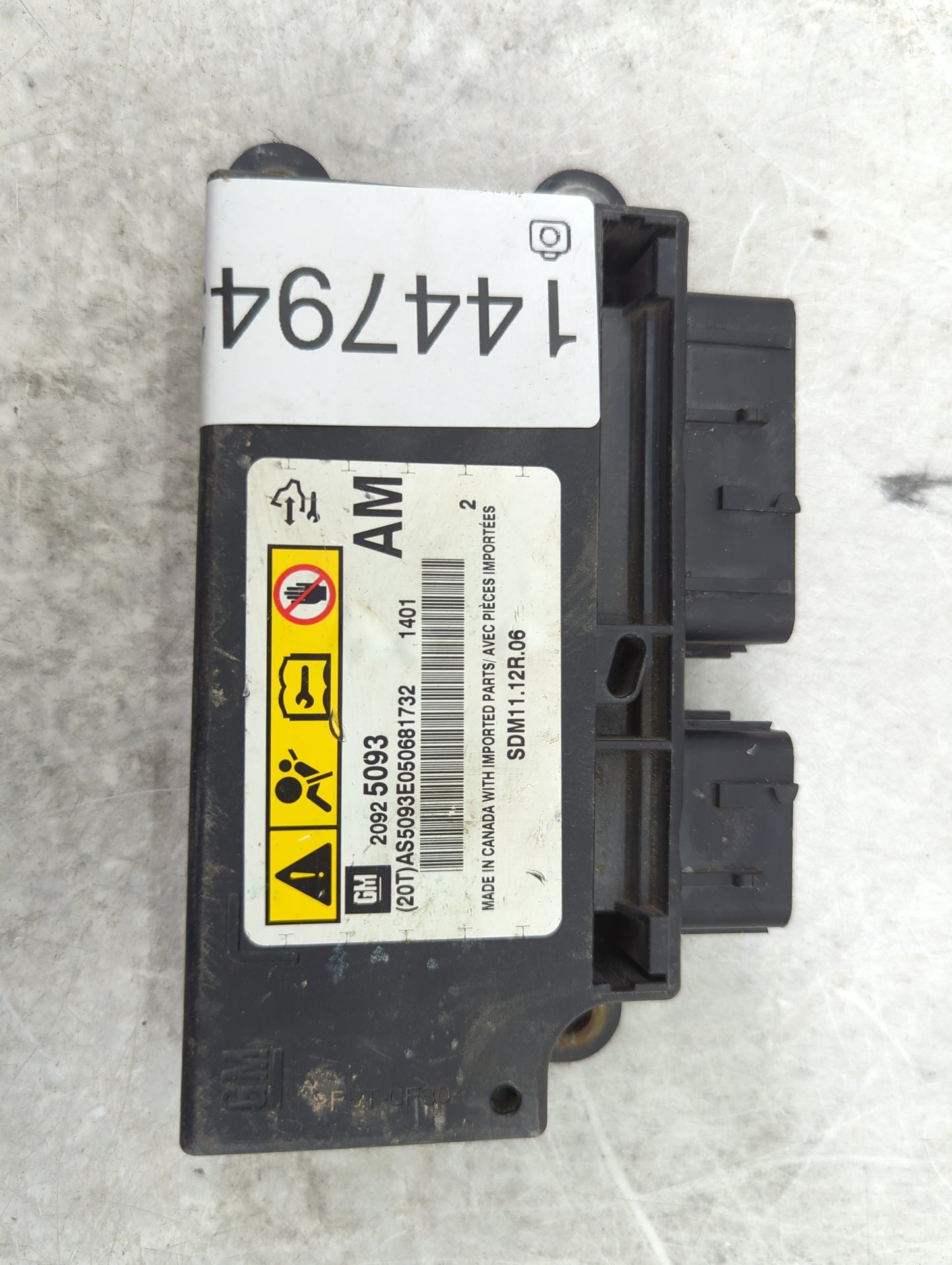 2001-2003 Bmw 325i Body Control Module Bcm Inner Cabin Fuse Box 20925093 - Oemusedautoparts1.com