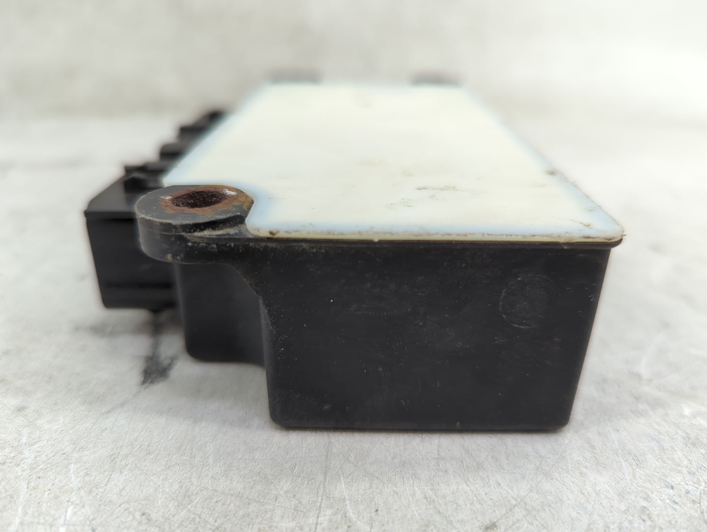 2001-2003 Bmw 325i Body Control Module Bcm Inner Cabin Fuse Box 20925093 - Oemusedautoparts1.com