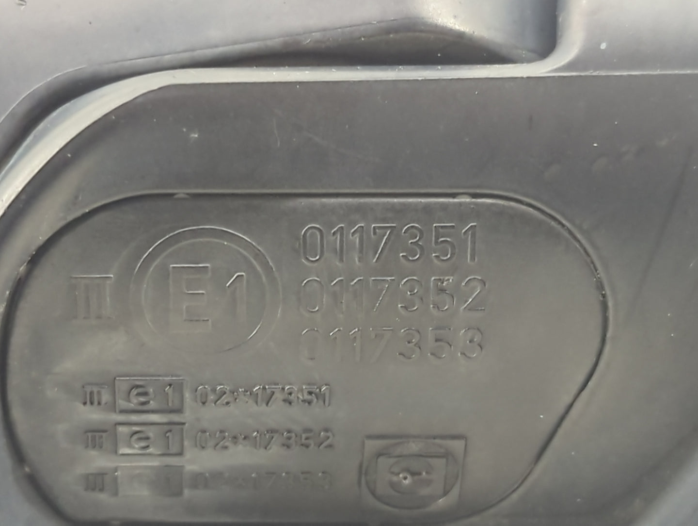 2001-2003 Bmw 325i Passenger Side View Mirror - Right Door Mirror OEM Used - Oemusedautoparts1.com