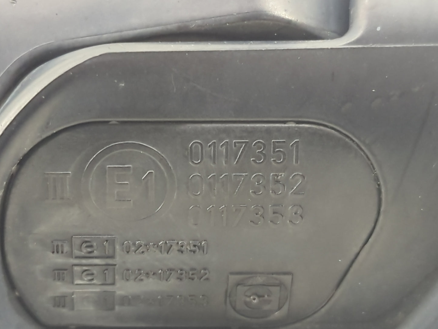 2001-2003 Bmw 325i Passenger Side View Mirror - Right Door Mirror OEM Used - Oemusedautoparts1.com