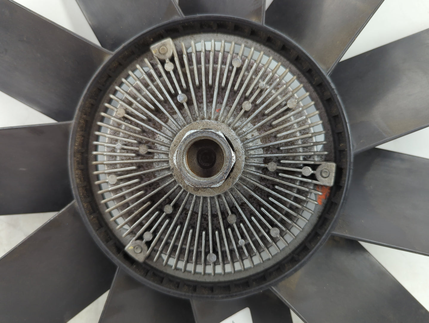 2001-2005 Bmw 325i Radiator Cooling Fan Clutch 1460754 - Oemusedautoparts1.com