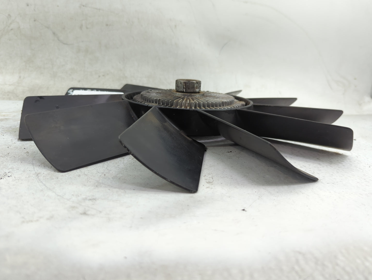 2001-2005 Bmw 325i Radiator Cooling Fan Clutch 1460754 - Oemusedautoparts1.com