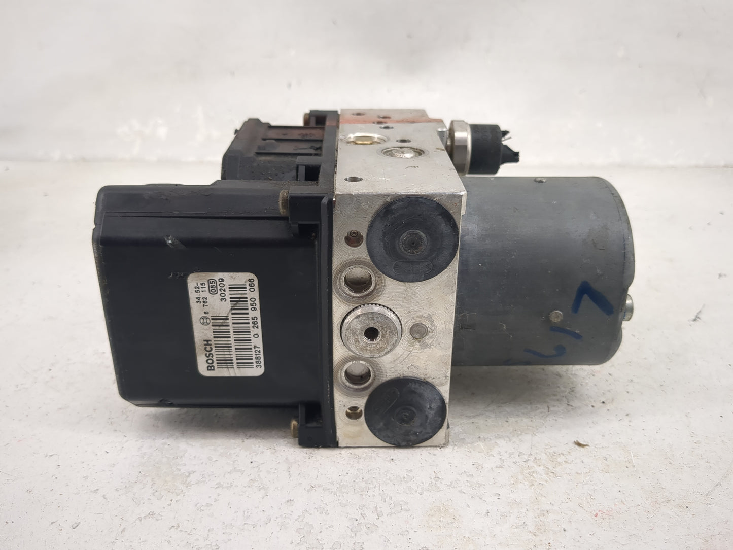2001-2005 Bmw 325i ABS Pump Control Module Replacement P/N:0265225152 0265950066, 34521 Fits Fits 2001 2002 2003 2004 2005 O