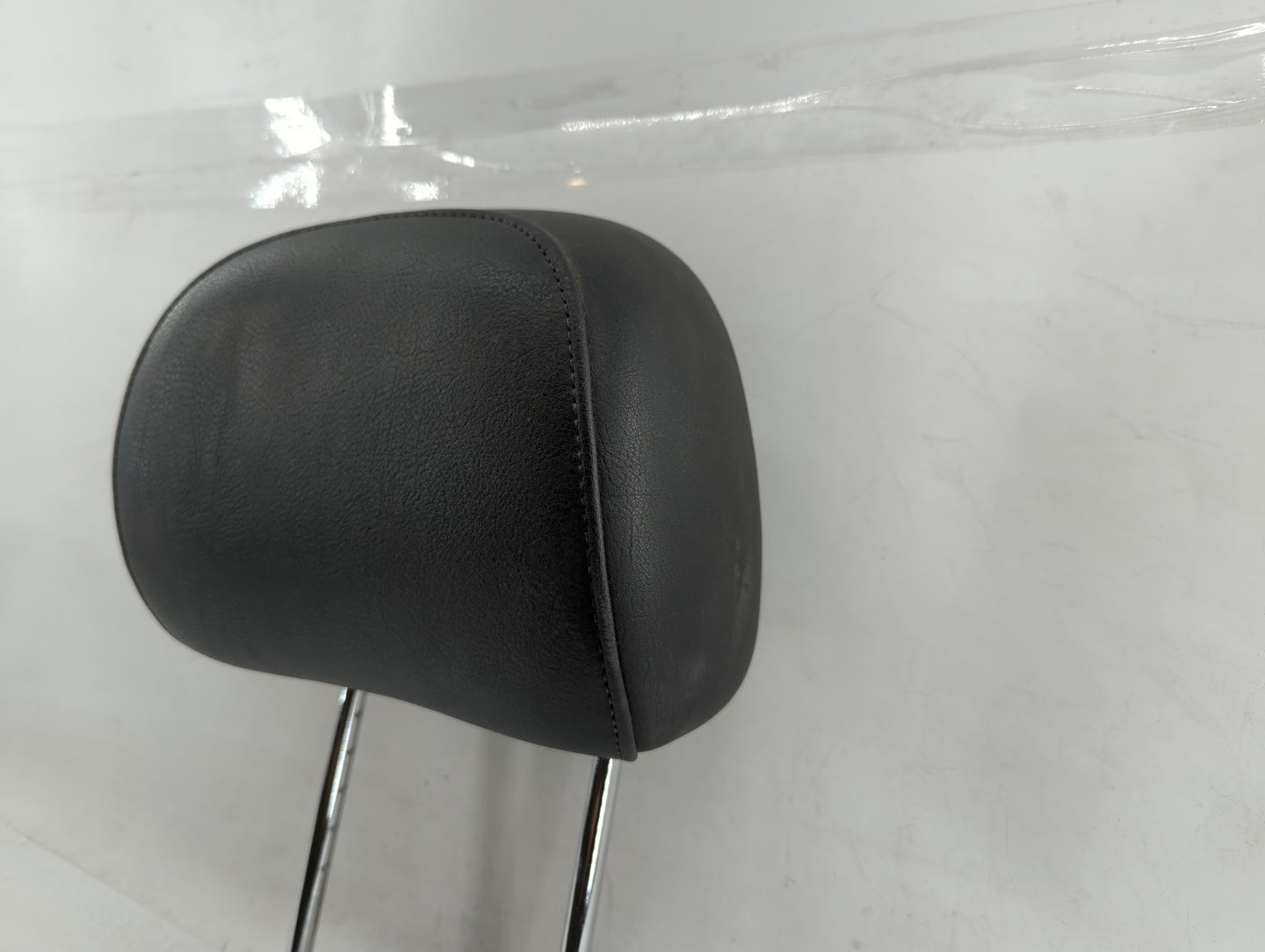 2003 Bmw 325i Headrest Head Rest Front Driver Passenger Seat Fits OEM Used Auto Parts - Oemusedautoparts1.com