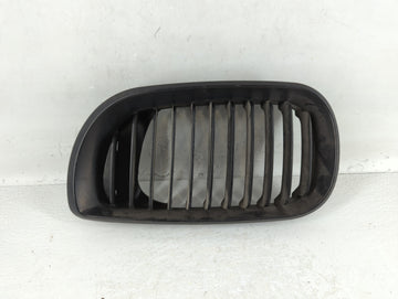 2002-2005 Bmw 325i Front Grille Bumper Not Included - Oemusedautoparts1.com