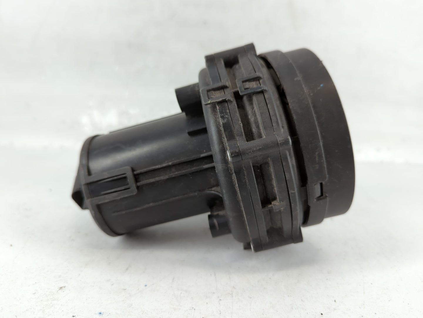 2001-2005 Bmw 325i Air Injection Pump Smog - Oemusedautoparts1.com