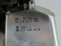 2002-2005 Bmw 330i Tail Light Assembly Driver Left OEM P/N:6 907 933 Fits Fits 2002 2003 2004 2005 OEM Used Auto Parts - Oem