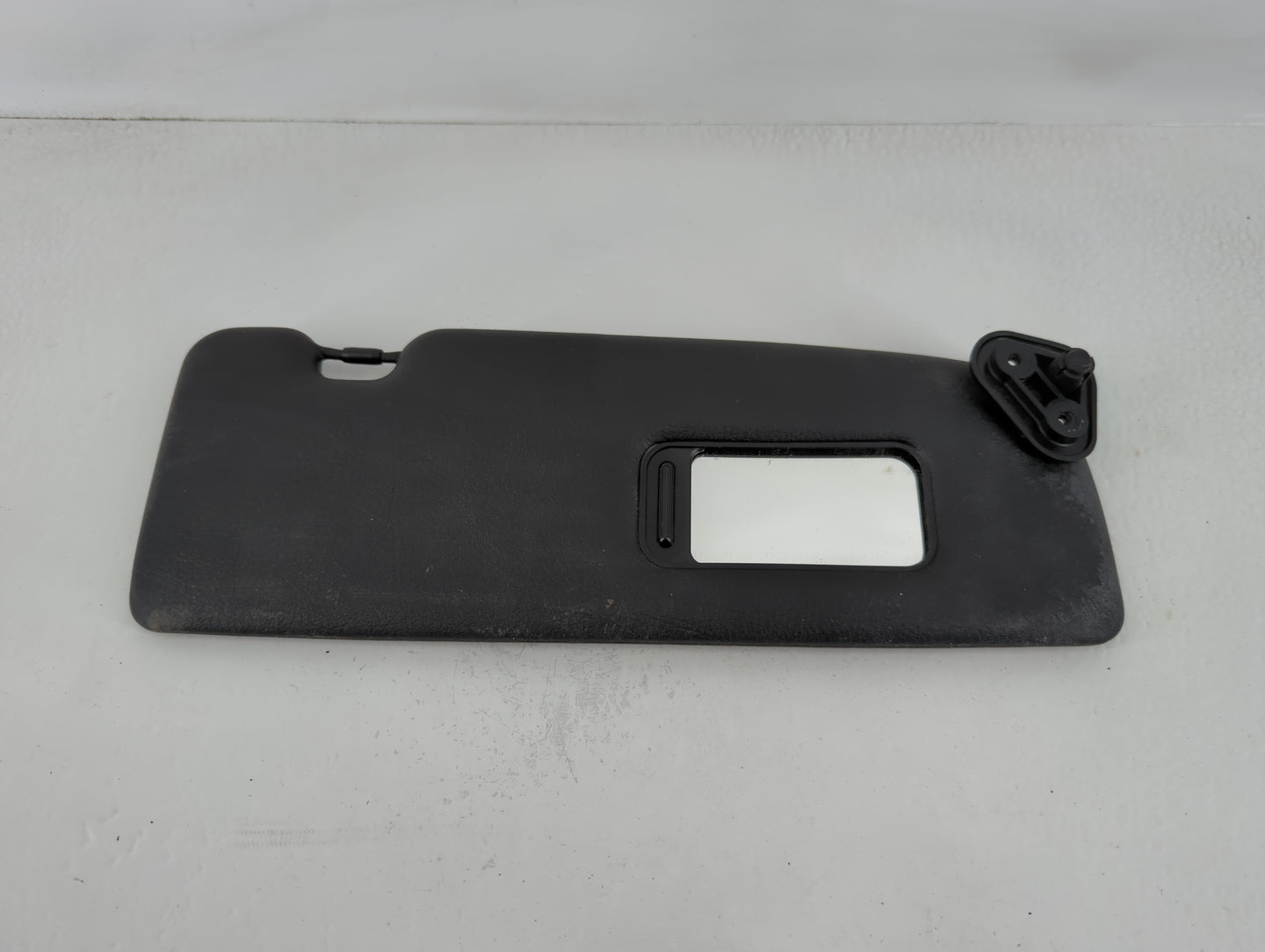 2001-2006 Bmw 330i Sun Visor Shade Replacement Passenger Right Mirror Fits Fits 2001 2002 2003 2004 2005 2006 OEM Used Auto 