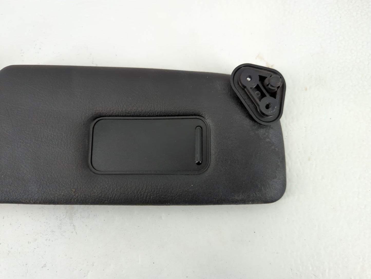 2001-2006 Bmw 330i Sun Visor Shade Replacement Passenger Right Mirror Fits Fits 2001 2002 2003 2004 2005 2006 OEM Used Auto 
