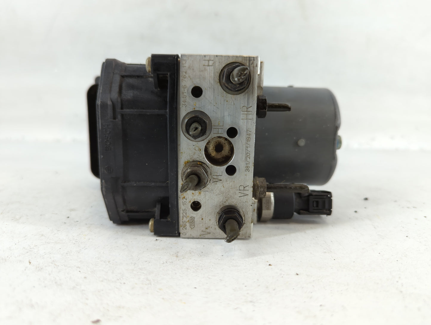 2001-2005 Bmw 330i ABS Pump Control Module Replacement P/N:381/20/1/1947 Fits Fits 2001 2002 2003 2004 2005 OEM Used Auto Pa