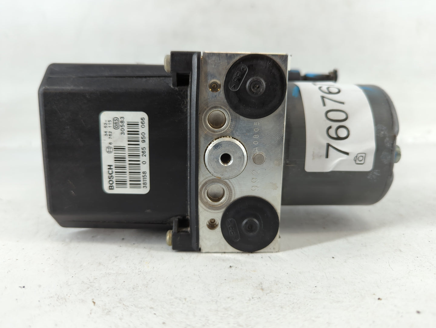 2001-2005 Bmw 330i ABS Pump Control Module Replacement P/N:381/20/1/1947 Fits Fits 2001 2002 2003 2004 2005 OEM Used Auto Pa