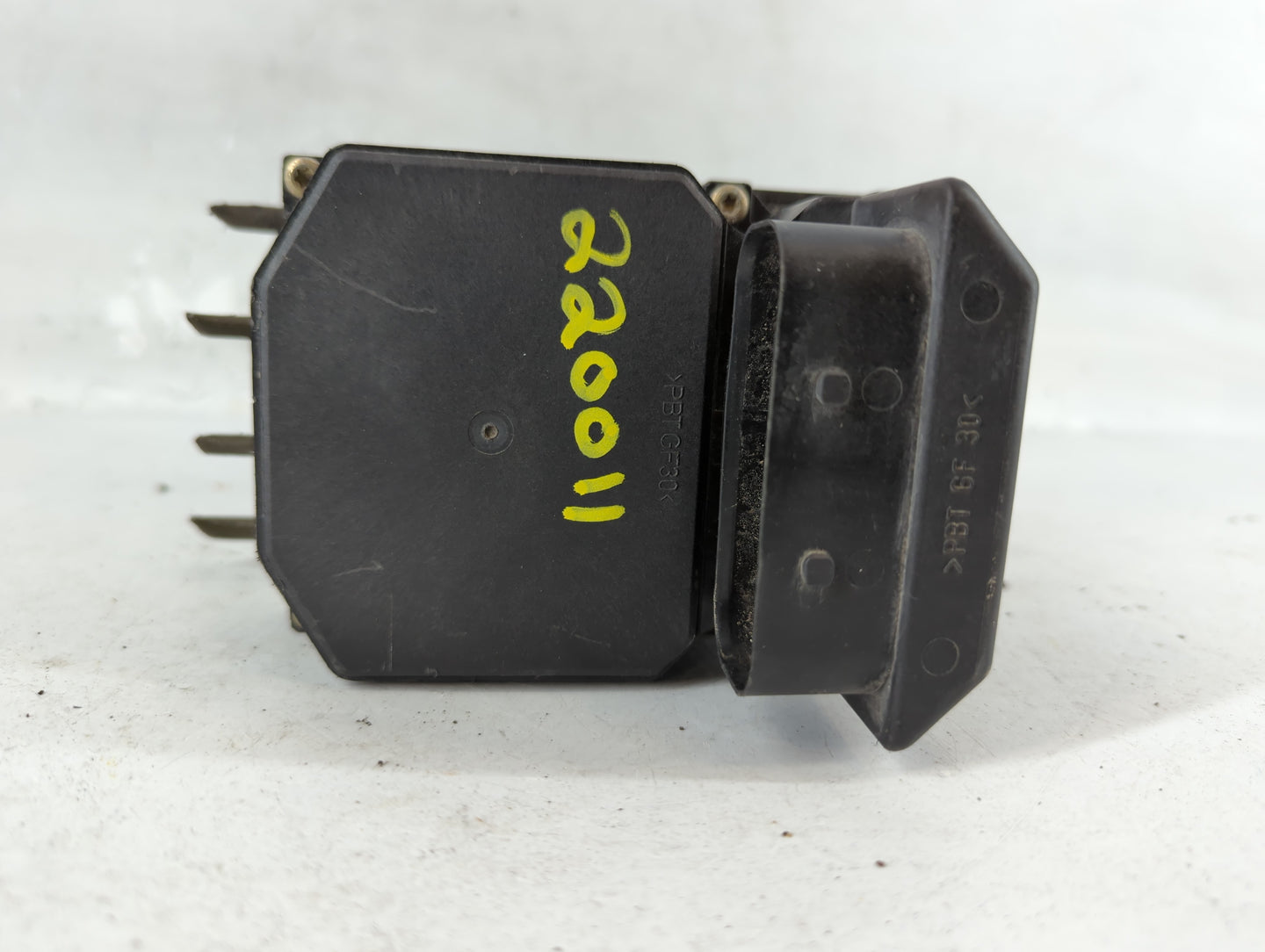 2001-2005 Bmw 330i ABS Pump Control Module Replacement P/N:381/20/1/1947 Fits Fits 2001 2002 2003 2004 2005 OEM Used Auto Pa