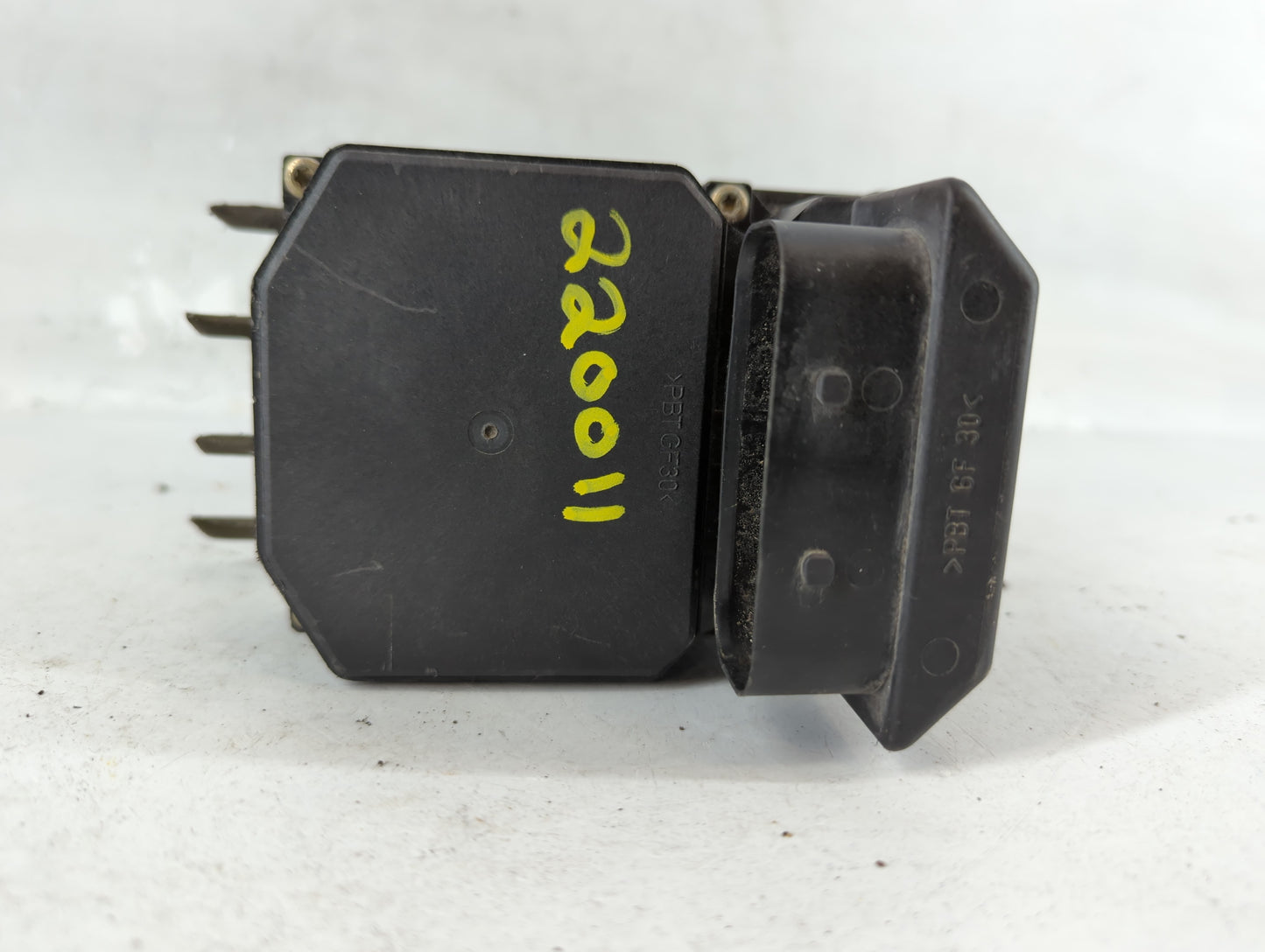 2001-2005 Bmw 330i ABS Pump Control Module Replacement P/N:381/20/1/1947 Fits Fits 2001 2002 2003 2004 2005 OEM Used Auto Pa