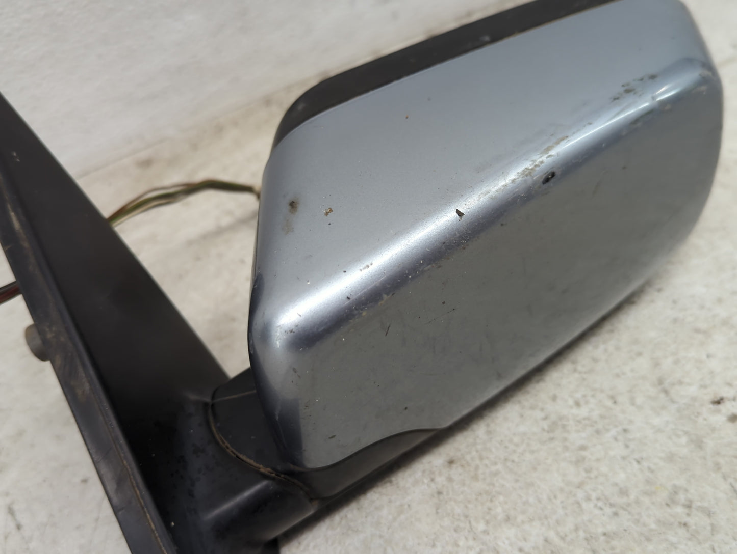 2001-2003 Bmw 525i Driver Side View Mirror - Left Door Mirror OEM Used - Oemusedautoparts1.com