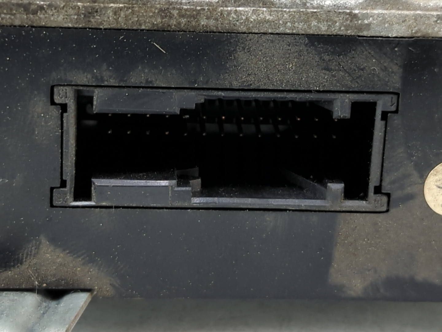 2003 Bmw 525i Radio Speaker Amplifier 8374535|086661069|048637 - Oemusedautoparts1.com