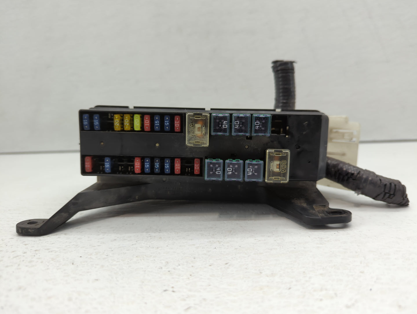 2001-2003 Bmw 525i Fusebox Fuse Box Panel Relay Module Fits Fits 1999 2000 2001 2002 2003 OEM Used Auto Parts - Oemusedautop