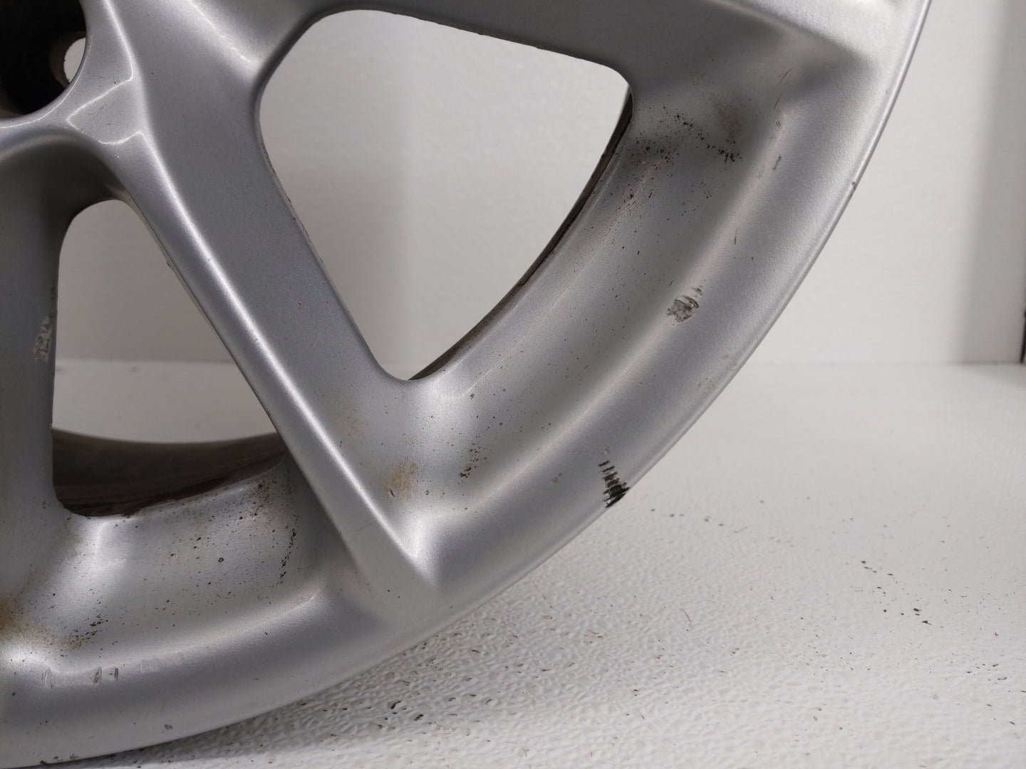 2001-2003 Bmw 525i Oem Wheel Rim - Oemusedautoparts1.com