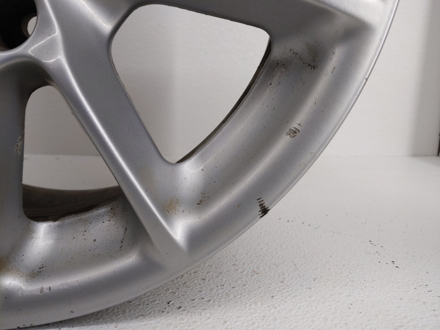 2001-2003 Bmw 525i Oem Wheel Rim - Oemusedautoparts1.com