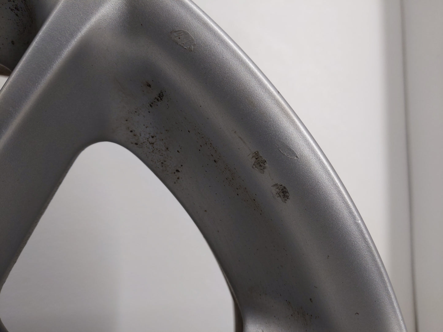 2001-2003 Bmw 525i Oem Wheel Rim - Oemusedautoparts1.com