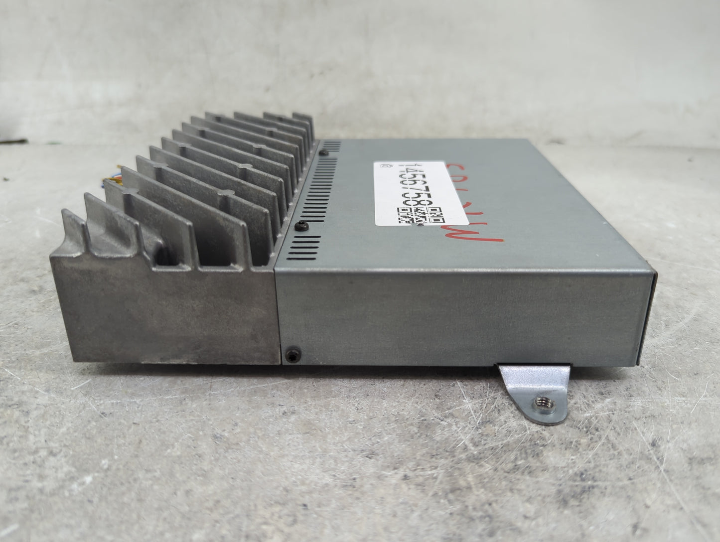 2003 Bmw 530 Radio Speaker Amplifier 8374535|086661069|024480 - Oemusedautoparts1.com