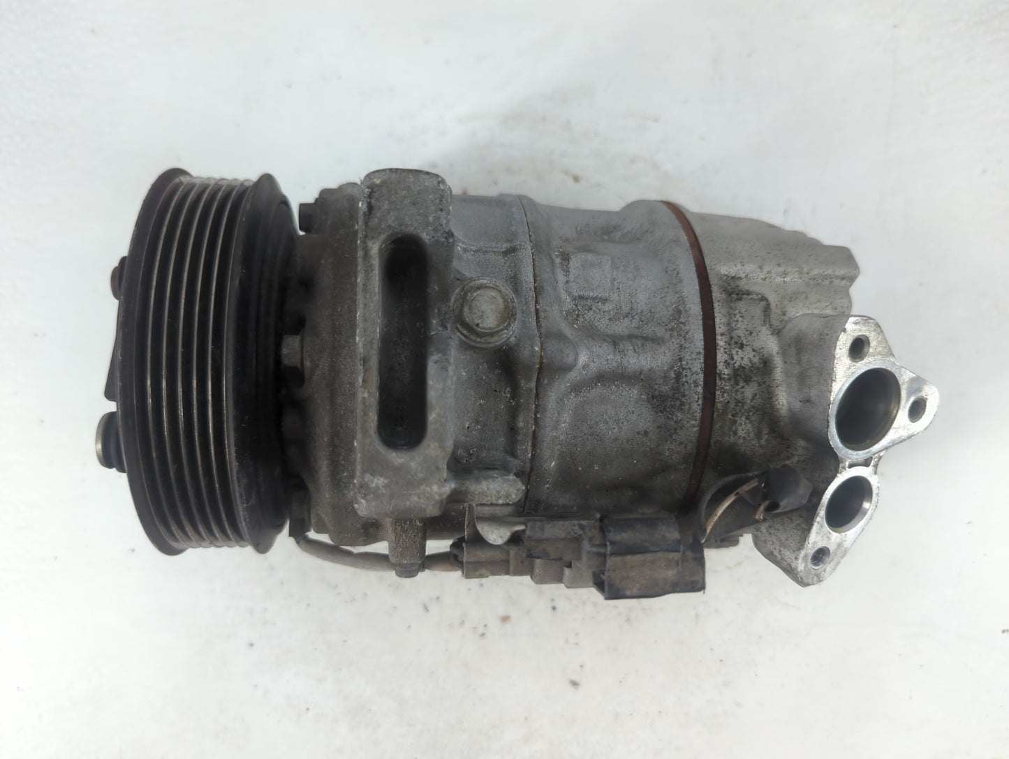 2001-2003 Bmw 530i Air Conditioning A/c Ac Compressor Oem - Oemusedautoparts1.com