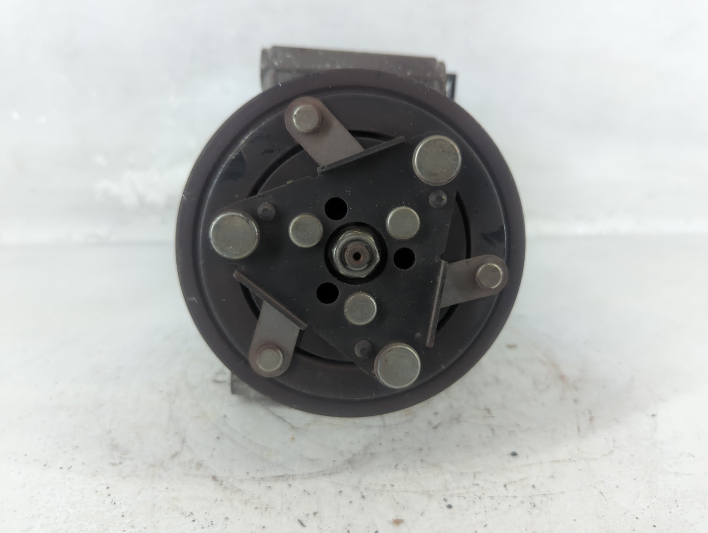 2001-2003 Bmw 530i Air Conditioning A/c Ac Compressor Oem - Oemusedautoparts1.com