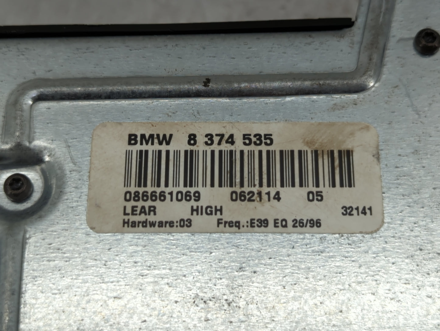 2003 Bmw 530i Radio AM FM Cd Player Receiver Replacement Fits OEM Used Auto Parts - Oemusedautoparts1.com