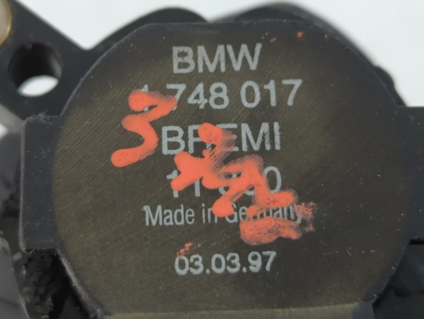 1997-2003 Bmw 540i Ignition Coil Igniter Pack - Oemusedautoparts1.com