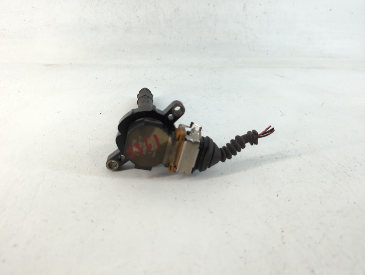 1997-2003 Bmw 540i Ignition Coil Igniter Pack - Oemusedautoparts1.com