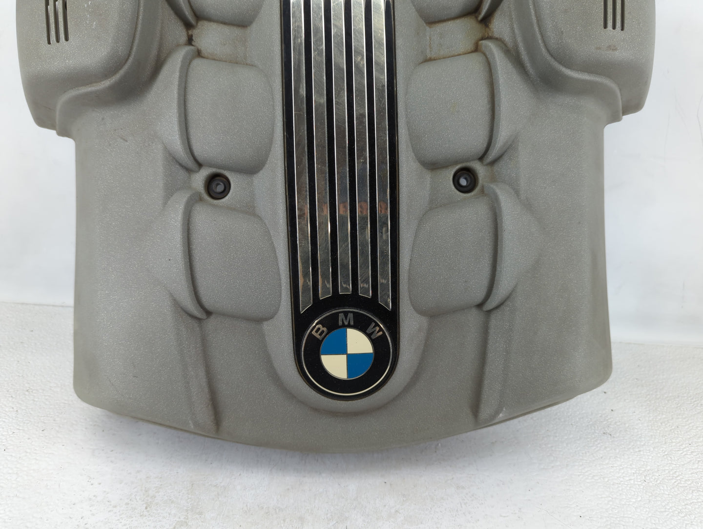 2003 Bmw 745i Engine Cover - Oemusedautoparts1.com