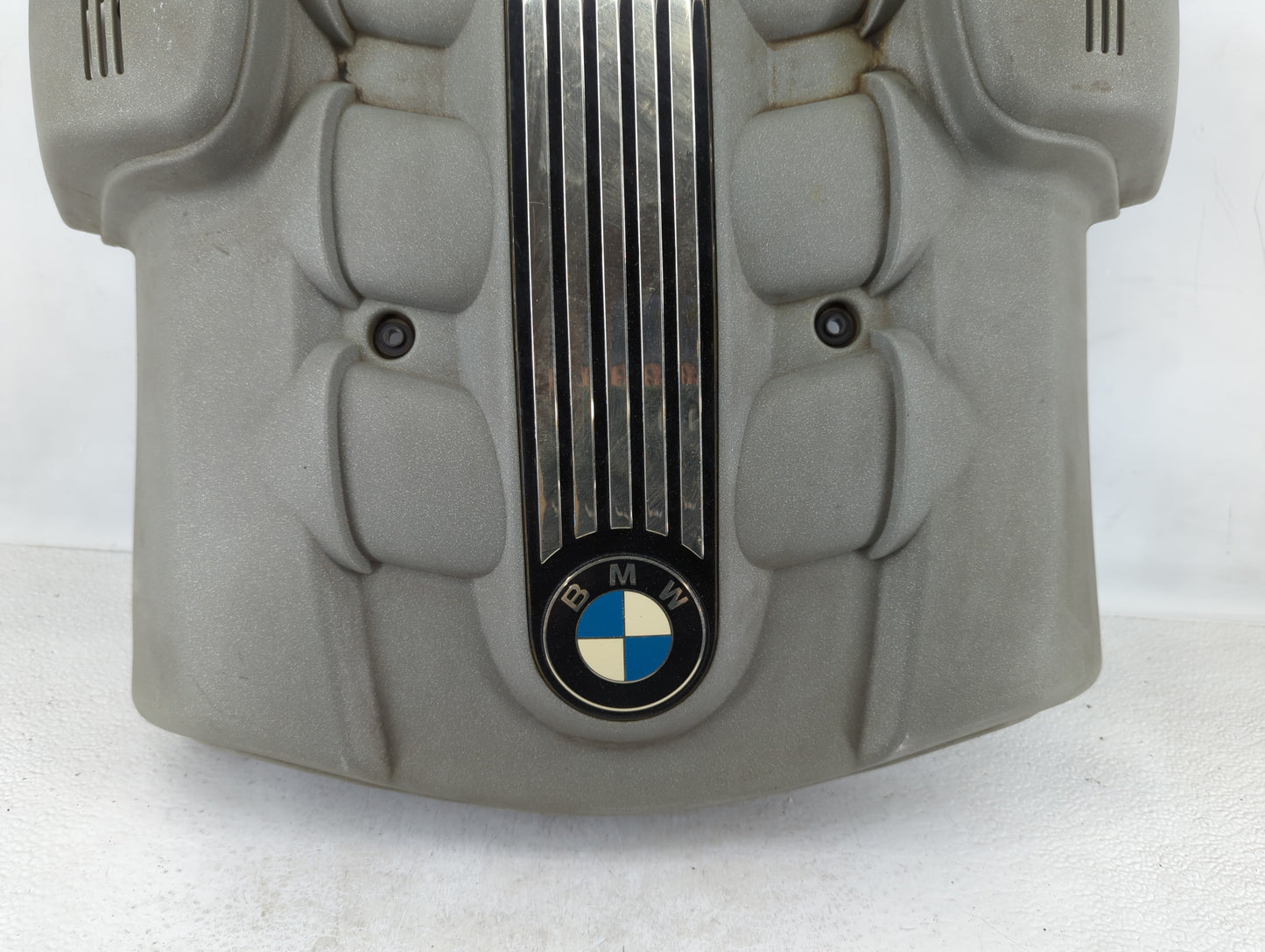 2003 Bmw 745i Engine Cover - Oemusedautoparts1.com