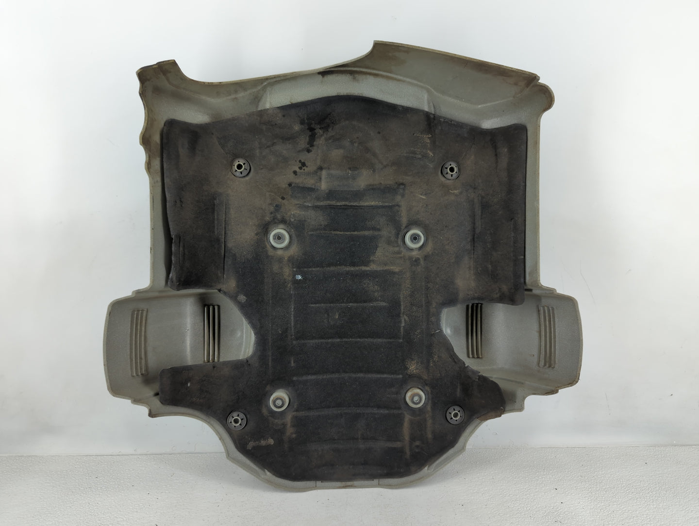 2003 Bmw 745i Engine Cover - Oemusedautoparts1.com