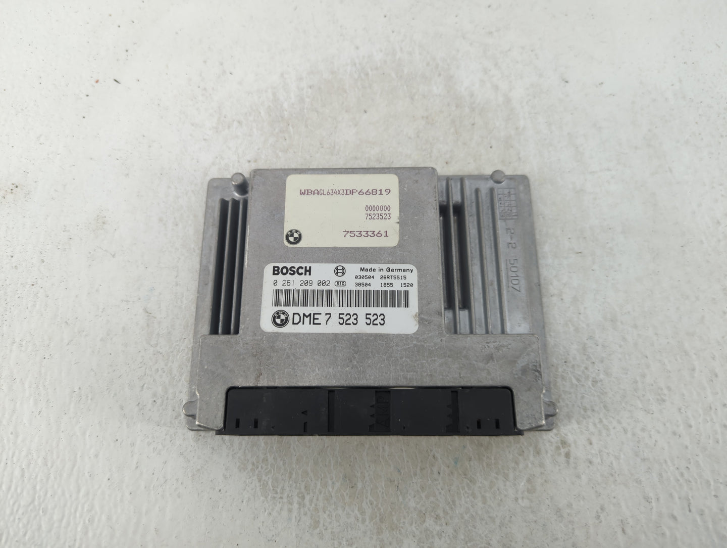 2003 Bmw 745i PCM Engine Control Computer ECU ECM PCU OEM P/N:0 261 209 002 DME 7 523 523 Fits OEM Used Auto Parts - Oemused