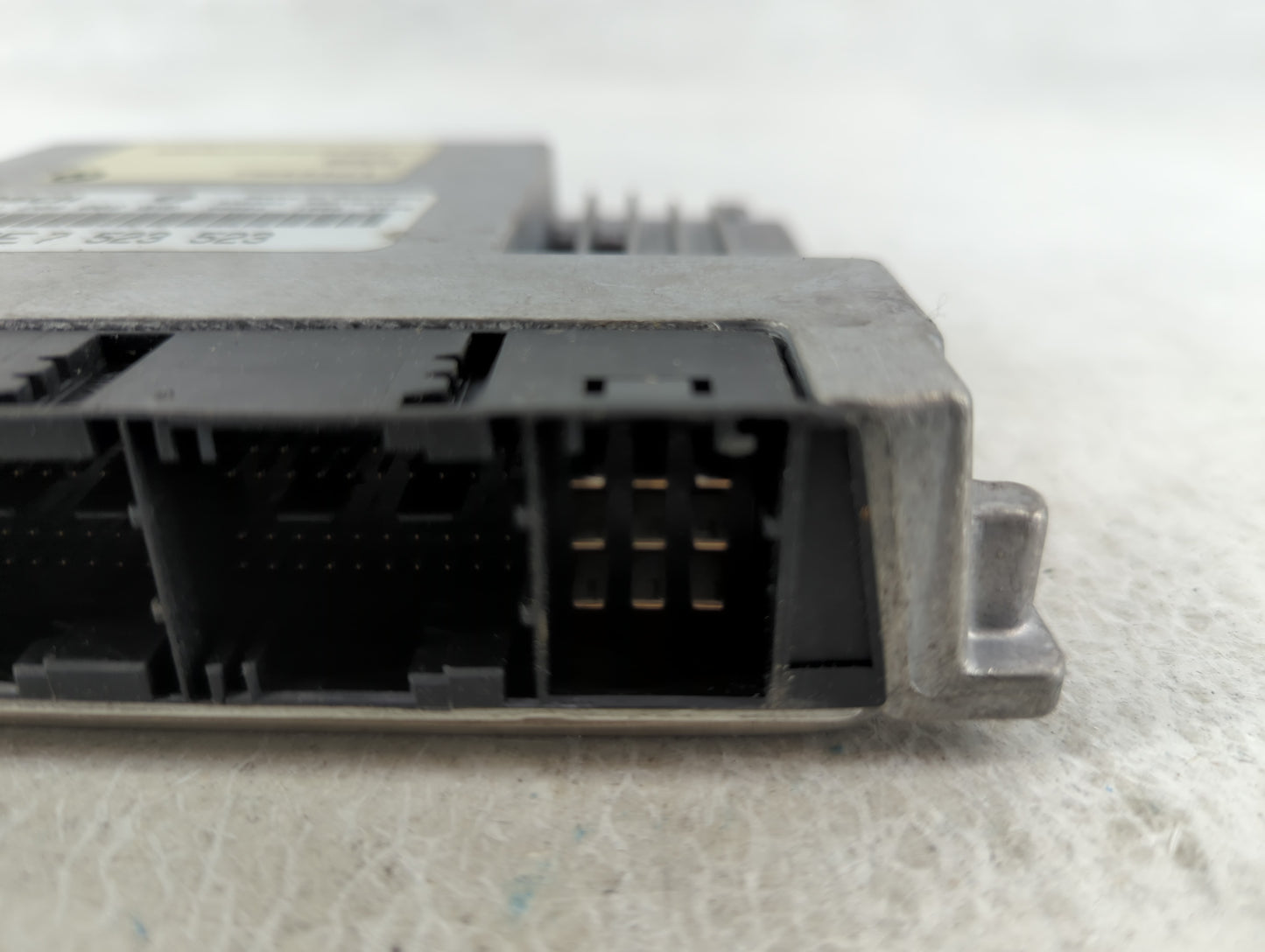 2003 Bmw 745i PCM Engine Control Computer ECU ECM PCU OEM P/N:0 261 209 002 DME 7 523 523 Fits OEM Used Auto Parts - Oemused